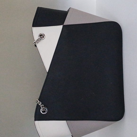 Michael Kors Jet Set Color Block Saffiano Leather Tote - Picture 3 of 6